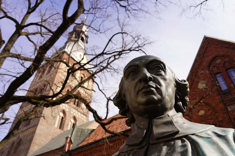 2.5-Hour Riga Cruiser Bike Tour - Why a bicycle is a smart way to meet Riga