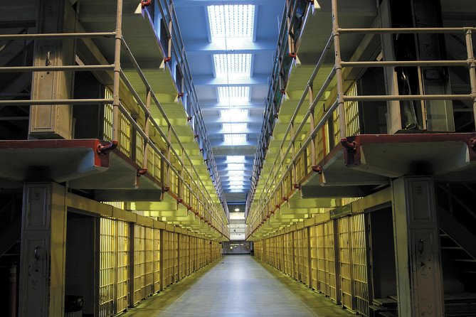 2-Day Alcatraz Visit + Golden Gate Bridge Bike Tour - Who should book this experience?