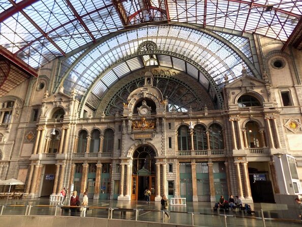 3-Hour Antwerp Bike Tour - Zuid and the Belle Epoque city