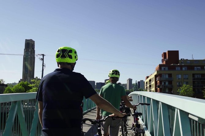 3 Hour Montreal City Bike Tour with Wine or Beer (AM & PM) - La Fontaine Park and the broader city view