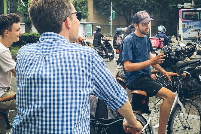 4-Hour Morning Cycling City Tour (incl. breakfast) - How hard is the cycling?