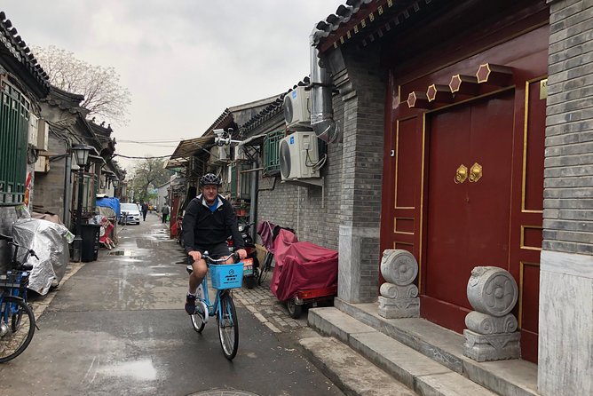 4-Hour Private Beijing Hutong Bike Tour with Dumpling Lunch - Climbing the Drum Tower for drums and city views