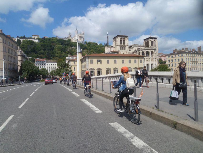4h Complete Lyon Experience - E-Bike, Tasting & Walk - The Two-Hour E-Bike Ride Across Lyon