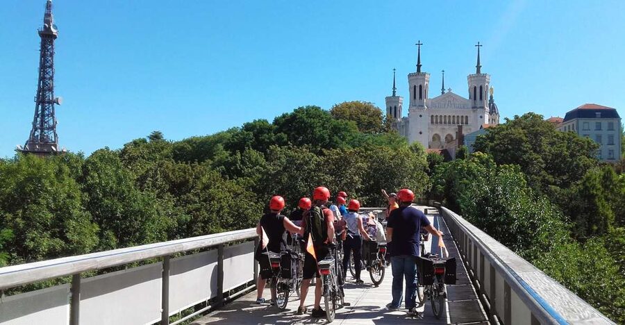 4h Complete Lyon Experience - E-Bike, Tasting & Walk - A Small Lyon Tasting With Wine