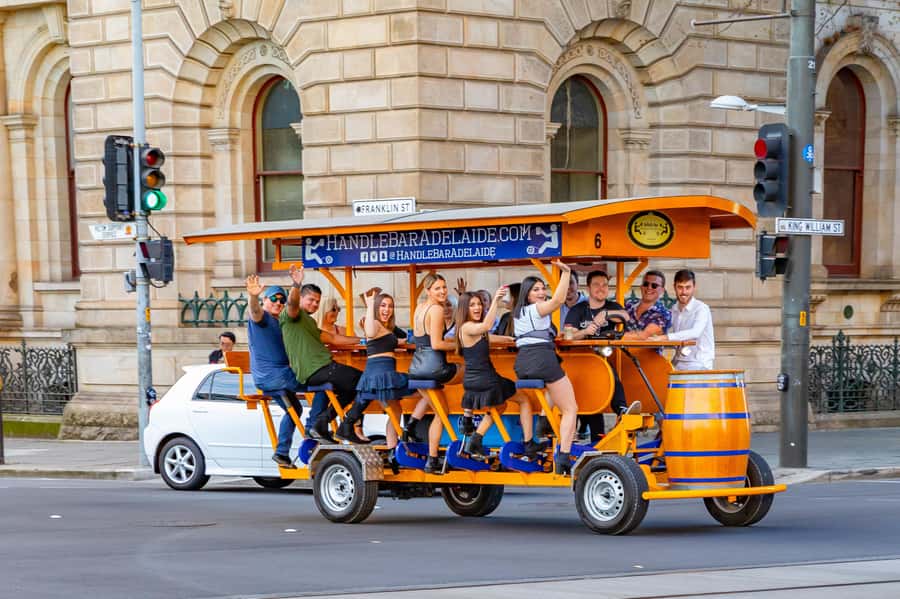 Adelaide: HandleBar Bike Tour with Pub Stops & Dinner Option - Meeting the guide and finding your seat