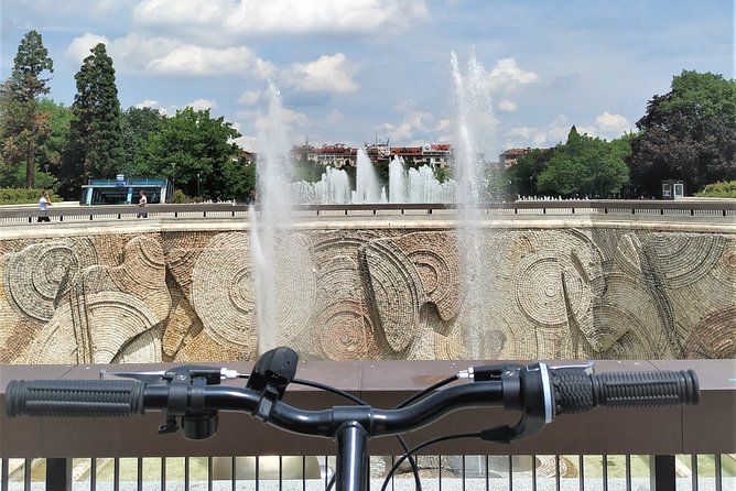 Adventure bike tours in Sofia - Knyazheska Garden, Borisova Gradina, and the Lily Lake