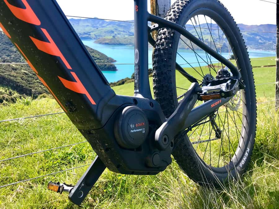 Akaroa: Guided Electric Mountain Bike Tour-Lava Loop - The descent back to sea level