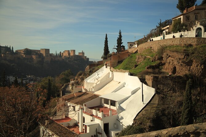 Albaicin & Sacramonte Electric Bike Tour in Granada - Sacromonte and the cave-house tradition