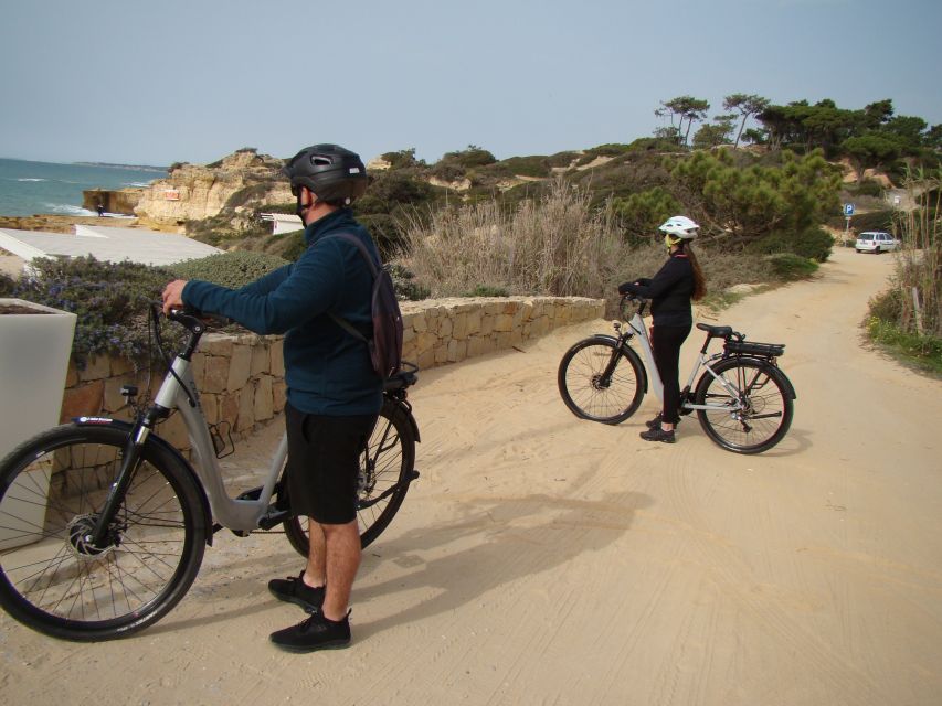 Albufeira: 4 or 8 - hour E-bike Rental with Hotel Delivery - Getting fitted and heading out