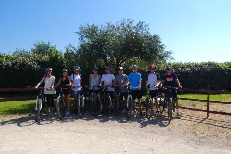 Alghero: Small Beaches E-Bike Tour with Aperitivo - Guides Bruno and Gavi shape the experience