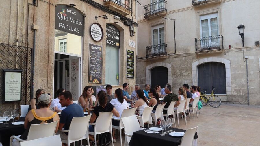 Alicante: Guided Tapas Tour by Bike with Tastings - Starting at AlicanteByBike