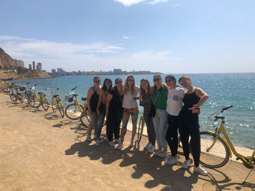 Alicante: Guided Tapas Tour by Bike with Tastings - The guides make the difference