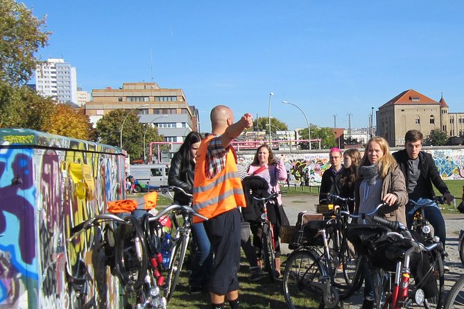 Alternative Berlin Bike Tour - Off the Beaten Tracks in Small Groups - Contemporary art, Görlitzer Park, and Kreuzberg