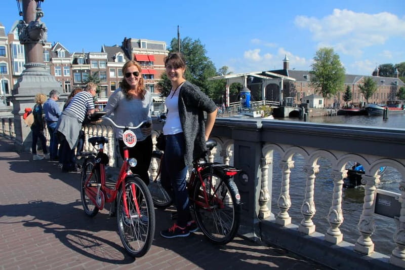 Amsterdam: 1/3-Hour or Full-Day Bike Rental with Lock - Picking up the bicycle at a central MacBike shop