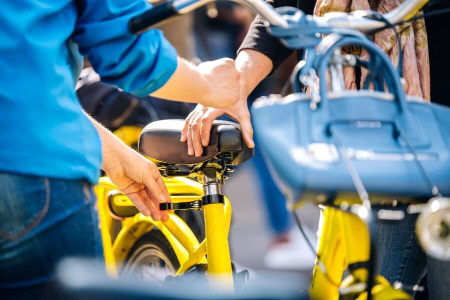 Amsterdam: 3h E-Bike Tour with break - Why the e-bike matters on a three-hour route