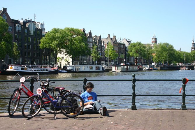 Amsterdam: Bike Rental - Starting at Rembrandt Square