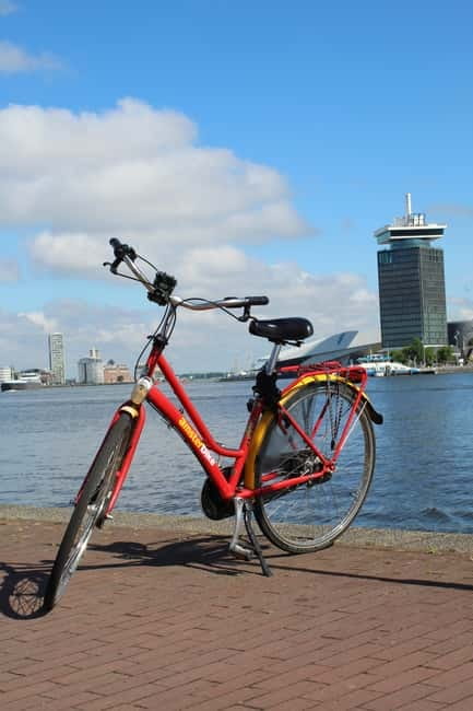 Amsterdam:: Bike Rental with Free Self-Guided Tour - Timing the ride without wearing yourself out