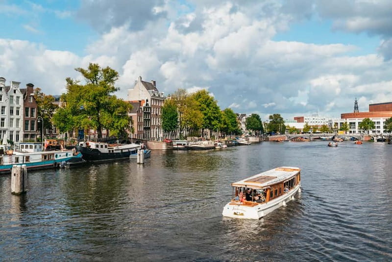 Amsterdam Bike Tour in Small Group + Optional Canal Cruise - The final stop in Amsterdam-Centrum