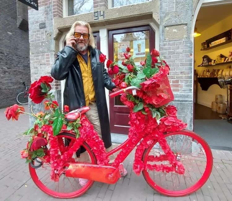 Amsterdam: City Centre, Guided Bike Tour on Flower Bikes - The story behind Amsterdam’s Flower Bikes