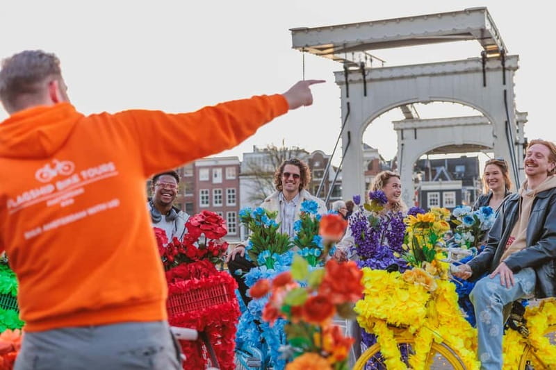 Amsterdam: City Centre, Guided Bike Tour on Flower Bikes - Nine Streets and Dam Square
