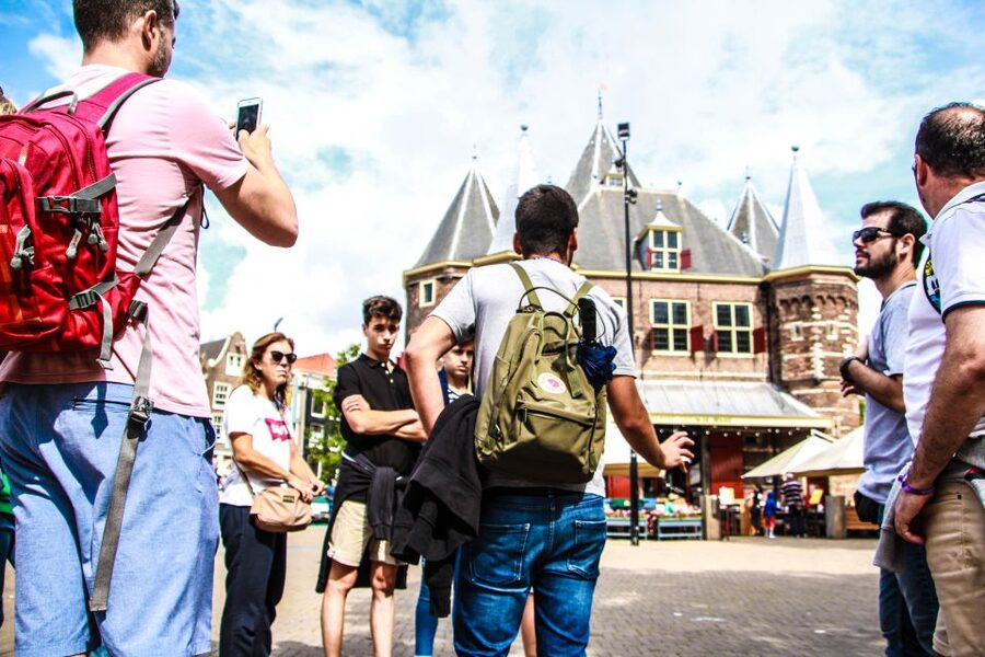 Amsterdam full day tour: Walking, Biking & Cruising - Seeing Amsterdam from the canal