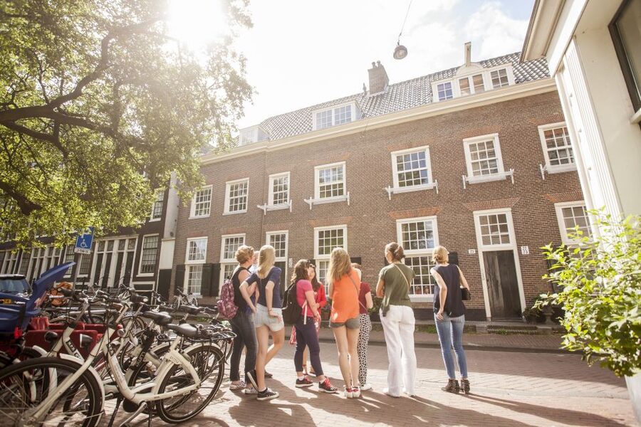 Amsterdam: Hidden Gems & Highlights Guided Bike Tour - Key points to know before you pedal off