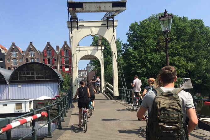 Amsterdam Highlights Bike or E-Bike Tour - Why a bicycle is the right way to meet Amsterdam