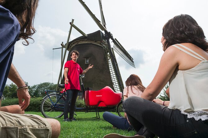 Amsterdam Highlights Bike Tour - Guided in EN/ES/DE/NL - Why a bike is a smart way to see Amsterdam