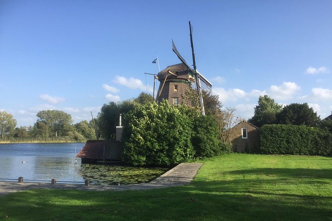 Amsterdam Landscape Windmill Private Bike Tour - Molen de Vriendschap and De Onrust: Windmills With Different Views