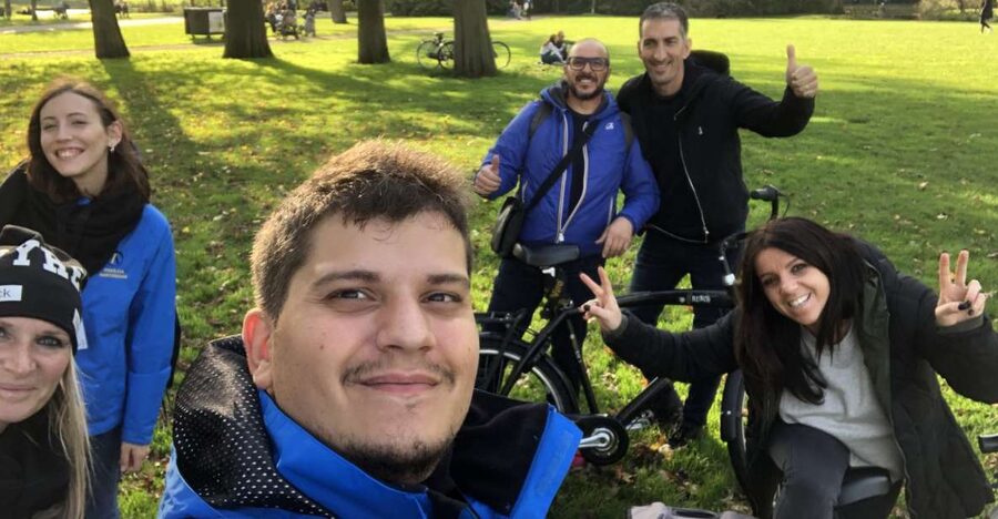 Amsterdam: Private City Bike Tour in italian - The Canal Belt and Amsterdam’s merchant houses