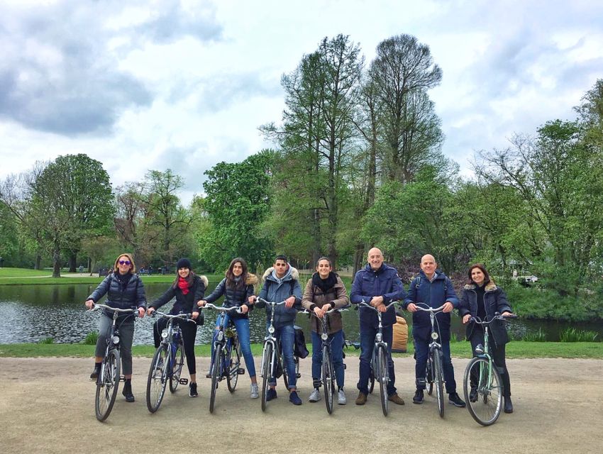 Amsterdam: Private City Bike Tour in italian - Starting near Dam Square