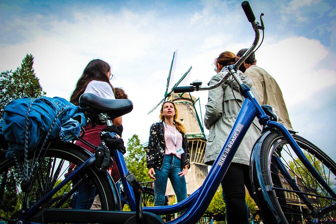 Amsterdam Small-Group Bike Tour With Canal Cruise, Drinks, Cheese - Why a bike and boat make sense in Amsterdam