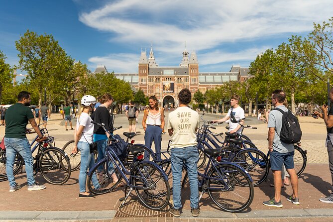 Amsterdam Small-Group Bike Tour With Canal Cruise, Drinks, Cheese - What the small-group promise really means