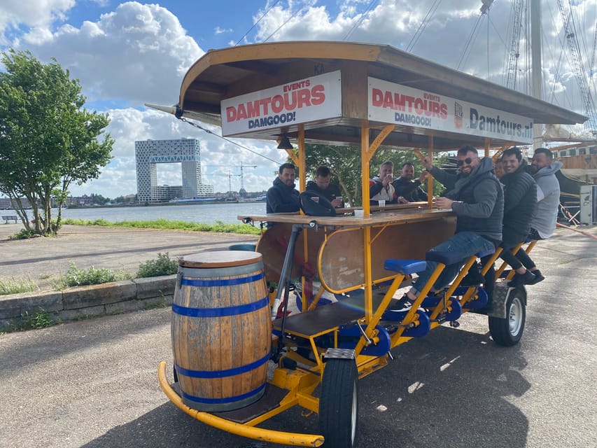 Amsterdam: The Original BUBBLES & BIKE Private Prosecco Tour - Getting settled on the Prosecco Bike