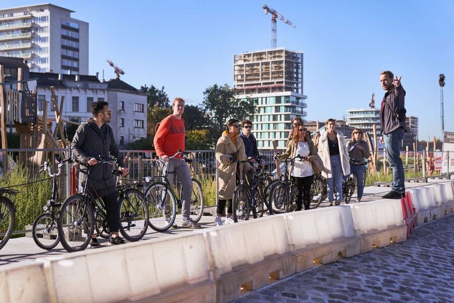 Antwerp: Guided Bike Tour - Groen Kwartier and the Royal Museum of Fine Arts