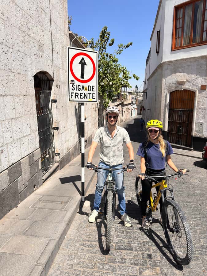 AREQUIPA BIKING CITY TOUR - Cloisters of the Company: architecture along the way