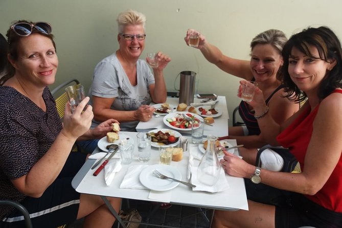 Athens Sights Highlights on eBike Tour with Local Food & Drinks - The guides make the difference