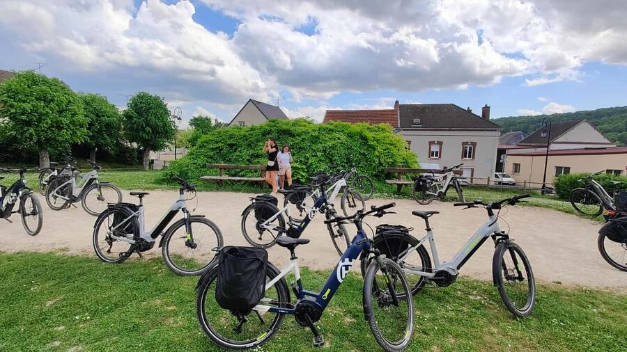 Au départ de REIMS : Ebike tour with a local guide ! - Two hours through vineyards and forest