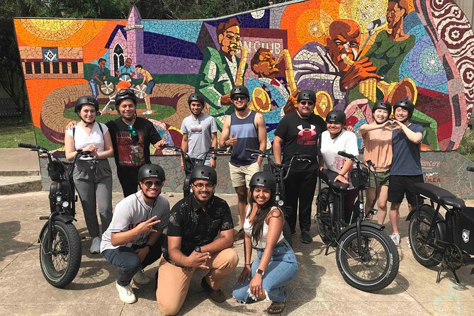 Austin Biker Gang E-Bike Tour - Paramount Theatre, Sixth Street, and the Texas Capitol