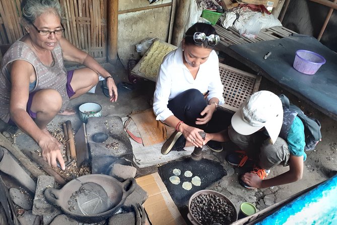 Authentic Yogya Bicycle Tour - Tofu, soya milk, and fresh local food