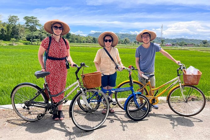 Authentic Yogya Bicycle Tour - Guides who make the difference