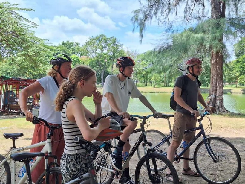 Ayutthaya: Colorful Slow Life Bicycle Tour with local guide. - What $23 gets you, and what it does not