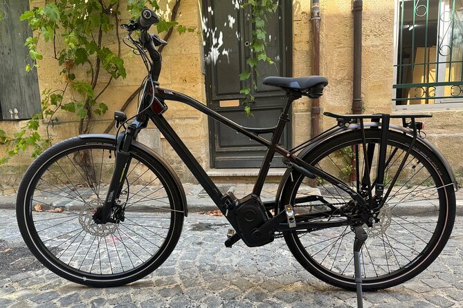 Backcountry E-Bike Adventure from Bordeaux: Wine Tasting & Lunch - Latresne and the riverside ride