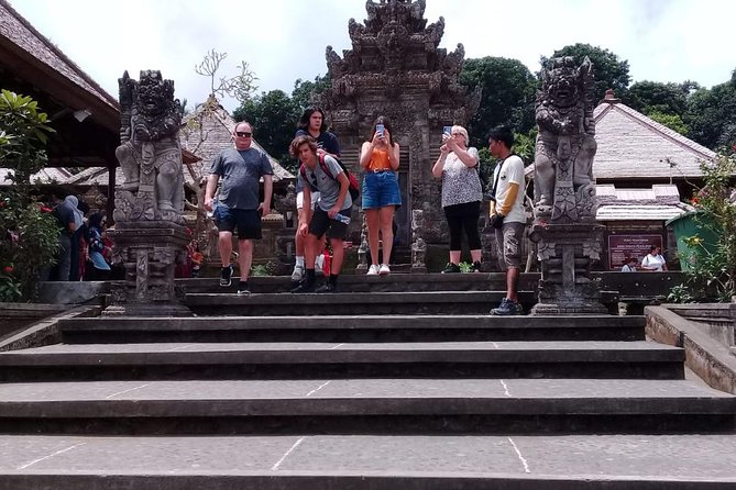Bali Countryside Cycling Adventure - Lunch, the support van, and the end of the day