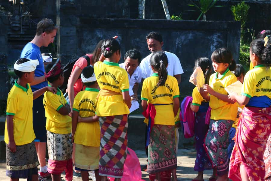 Bali Downhill Cultural Cycling Tour - Coffee, tea, and the plantation stop