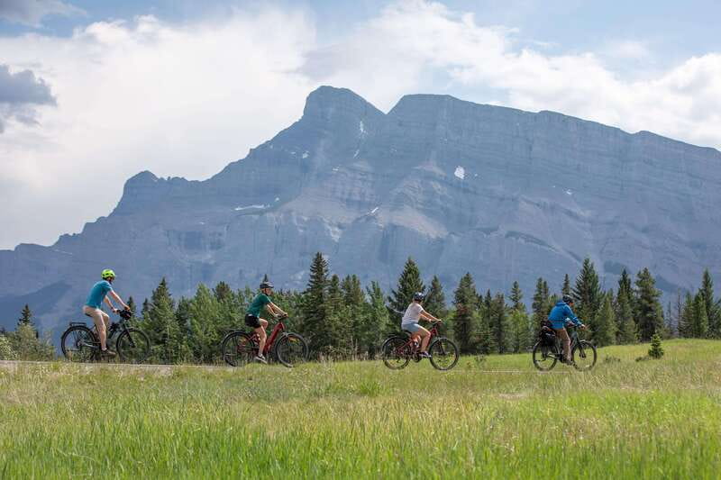 Banff: Mountain Lakeside Guided E-Bike Tour - Two Jack Lake and Mount Rundle reflections