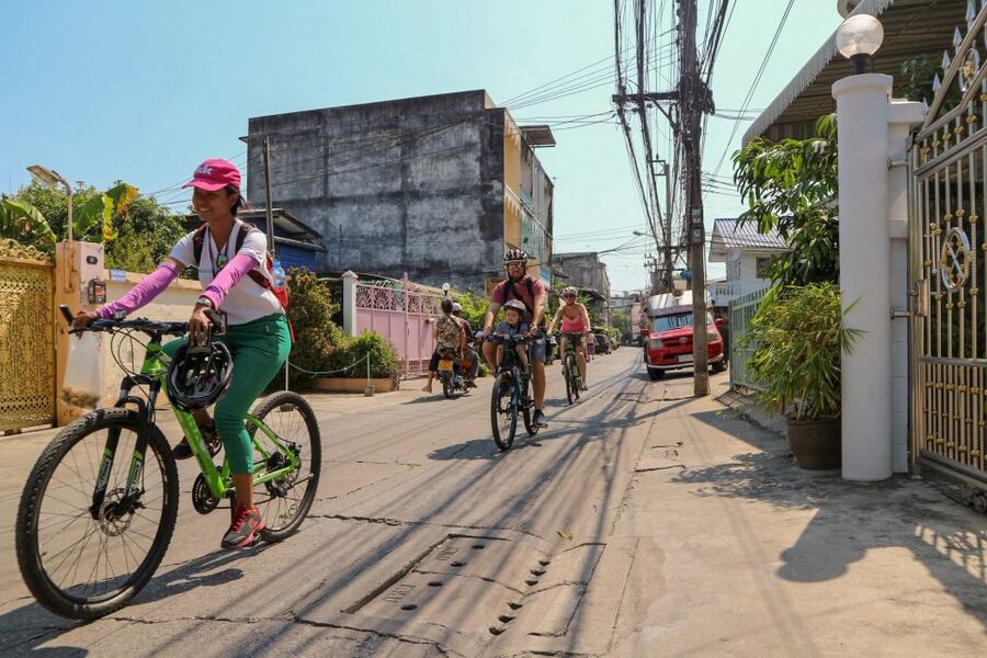 Bangkok: Bike and Canal Boat Tour with Lunch - Lunch at The Artist’s House