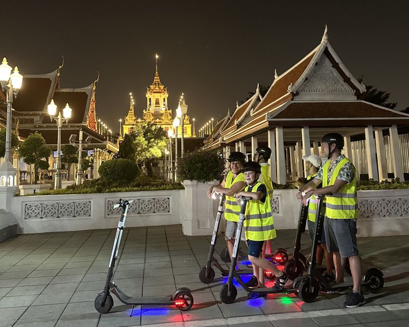 Bangkok By Night by Electric Scooter &/or Bike - The flower market and the value of stopping