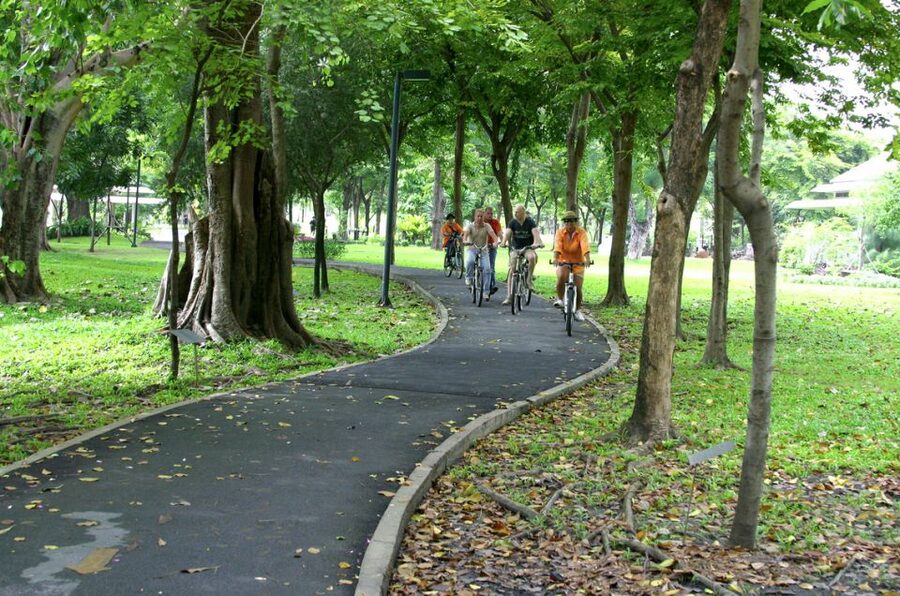 Bangkok: City Culture half-day Bike Tour - Starting at Rama III with the right bicycle