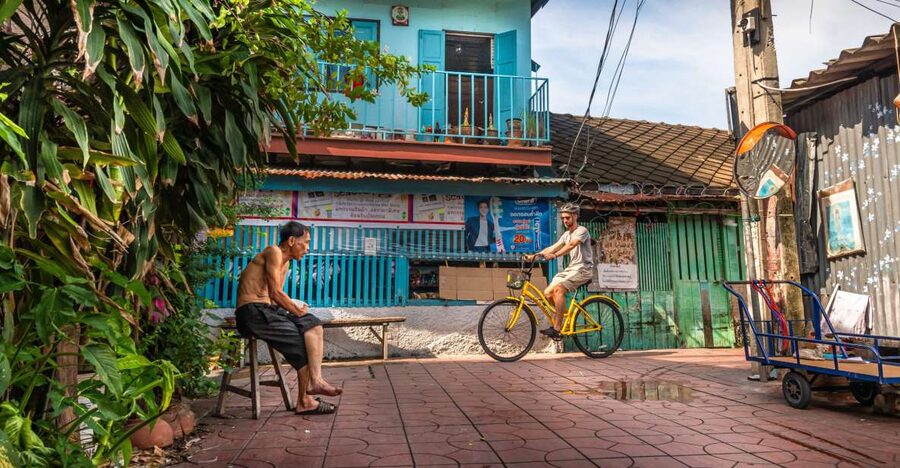 Bangkok Classical Bicycle Tour - Why Chinatown is better by bicycle